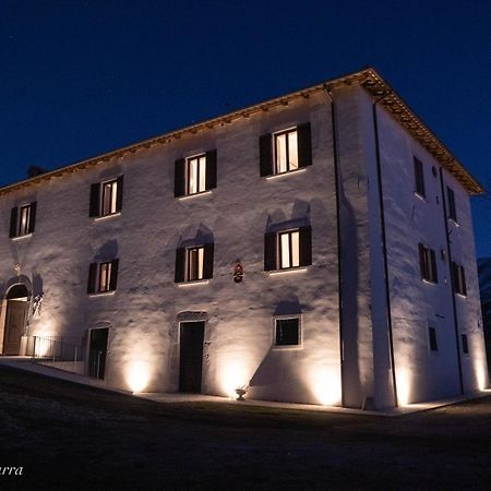 Bed and Breakfast Palazzo Palitti à Roio Extérieur photo