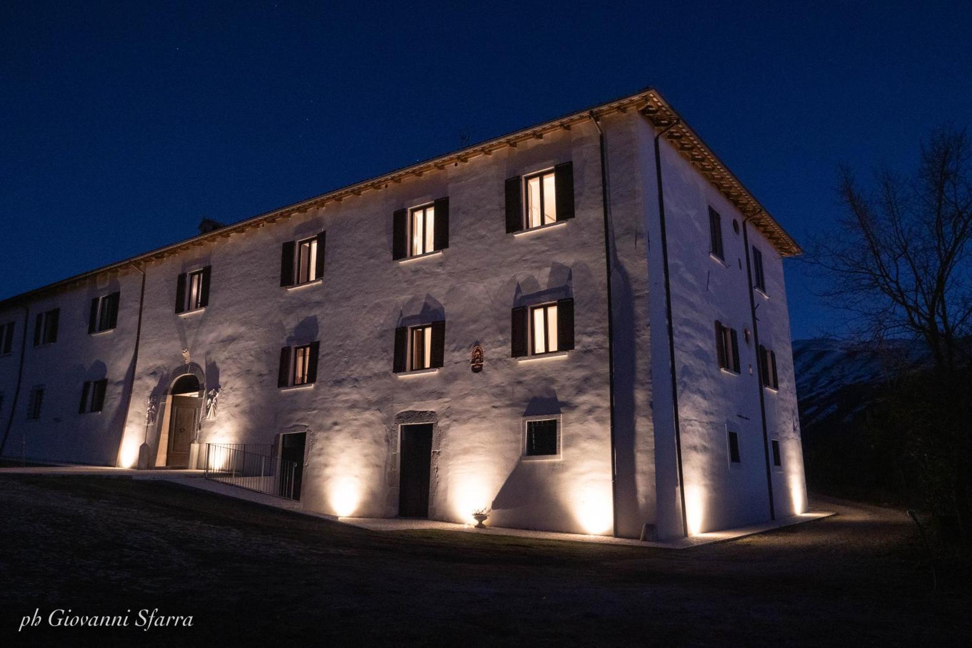 Bed and Breakfast Palazzo Palitti à Roio Extérieur photo